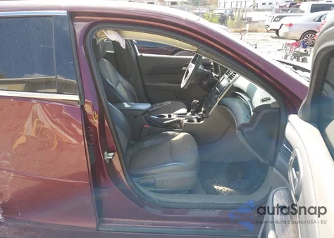 2014 Chevrolet Malibu 1Lt from USA, damaged, VIN 1G11C5SL1EF277947